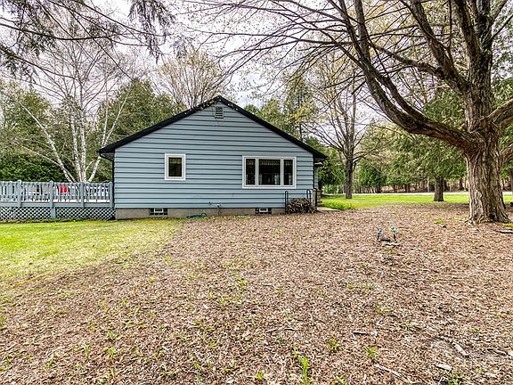 4th image of 2460 County Road F