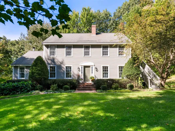 45 Corinthian Drive, Salem, NH 03079