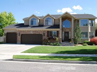 2899 W Rock Creek Dr, South Jordan, UT 84095
