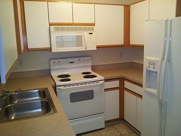 3rd image of 23314 Cornerstone Village Dr #1