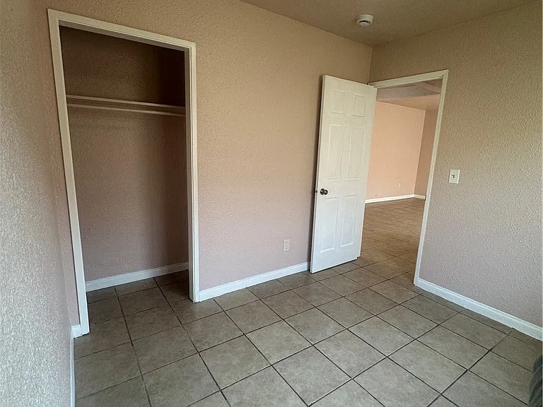 4243 Burns Ave — Photo 12