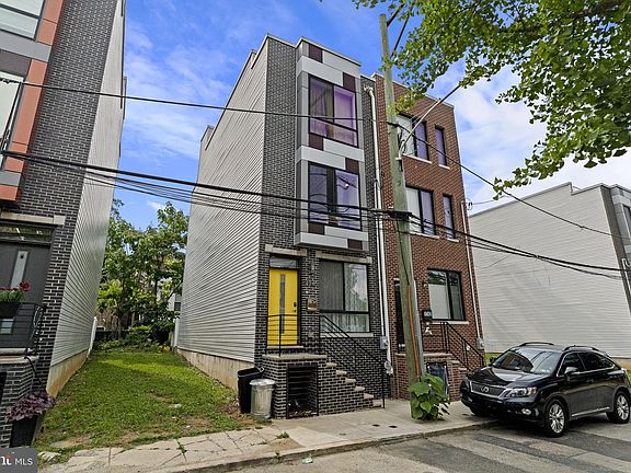 2nd image of 1740 N Lambert St