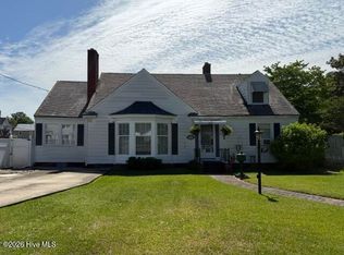 104 Locust St, Elizabeth City, NC 27909
