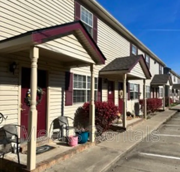 140 Mount Vernon Ln #COLONIAL 140 — Photo 3