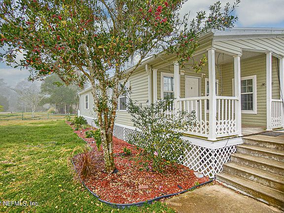 2nd image of 130 HOLLY HILL Lane