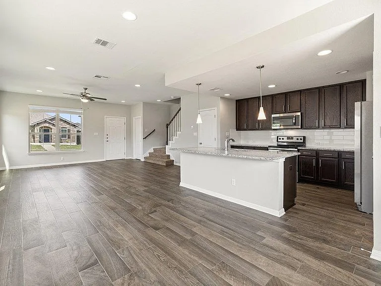 719 Coconut Grv — Photo 11