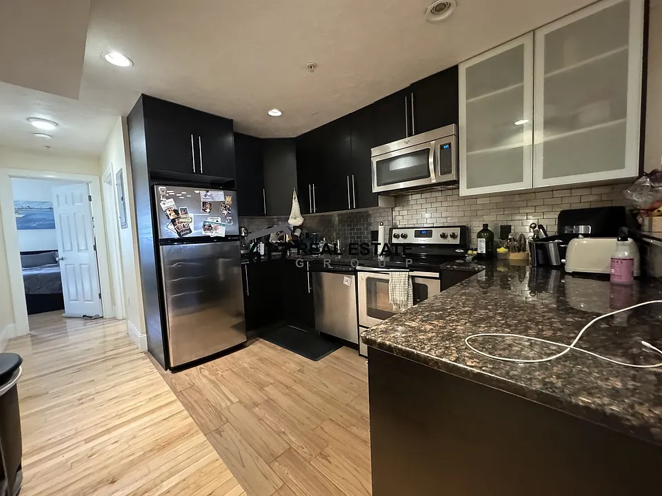 1203 Beacon St #2