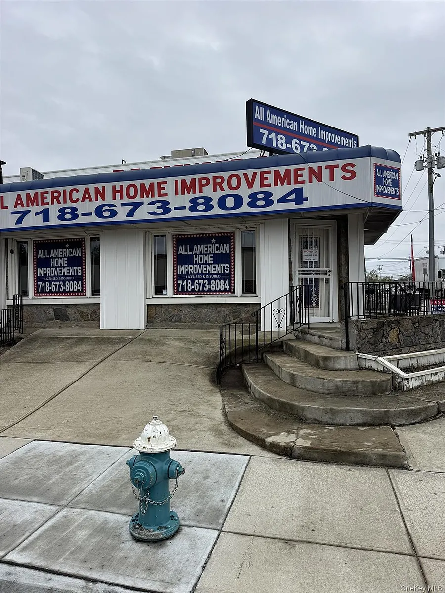 Building Photo - 2135 Linden Blvd
