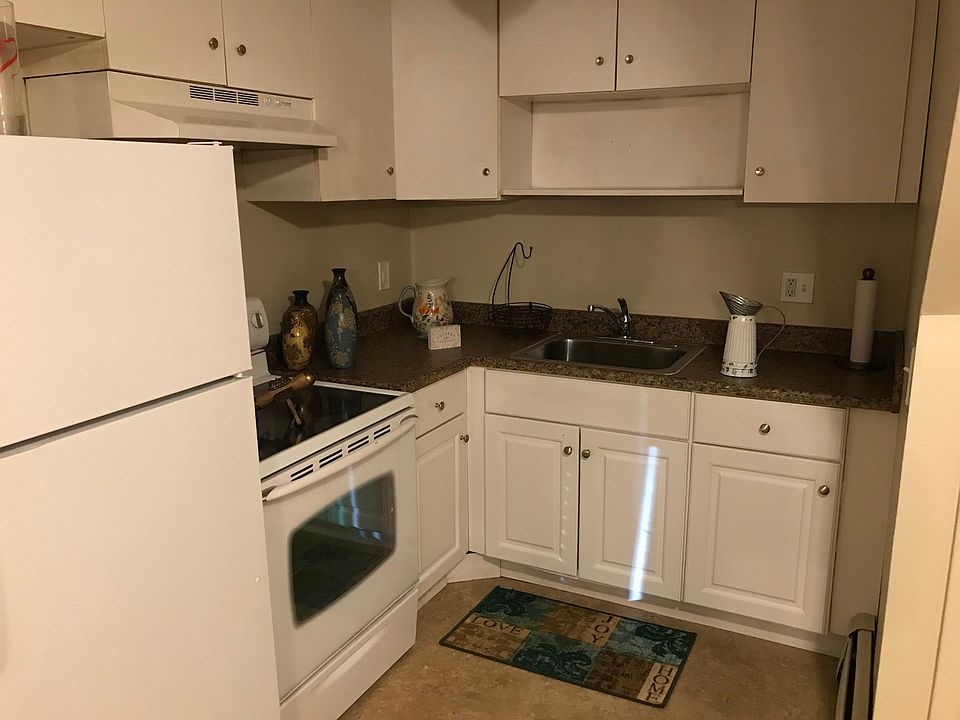 2nd image of 14 Walton Way #1