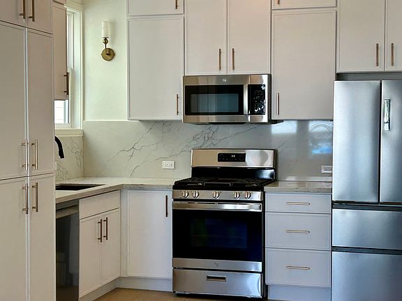 3rd image of 1266 York St #1268