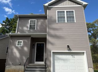 11 Prescott St, Albany, NY 12205