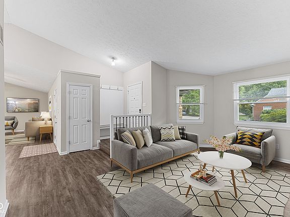 4th image of 10916 Geist Woods North Dr