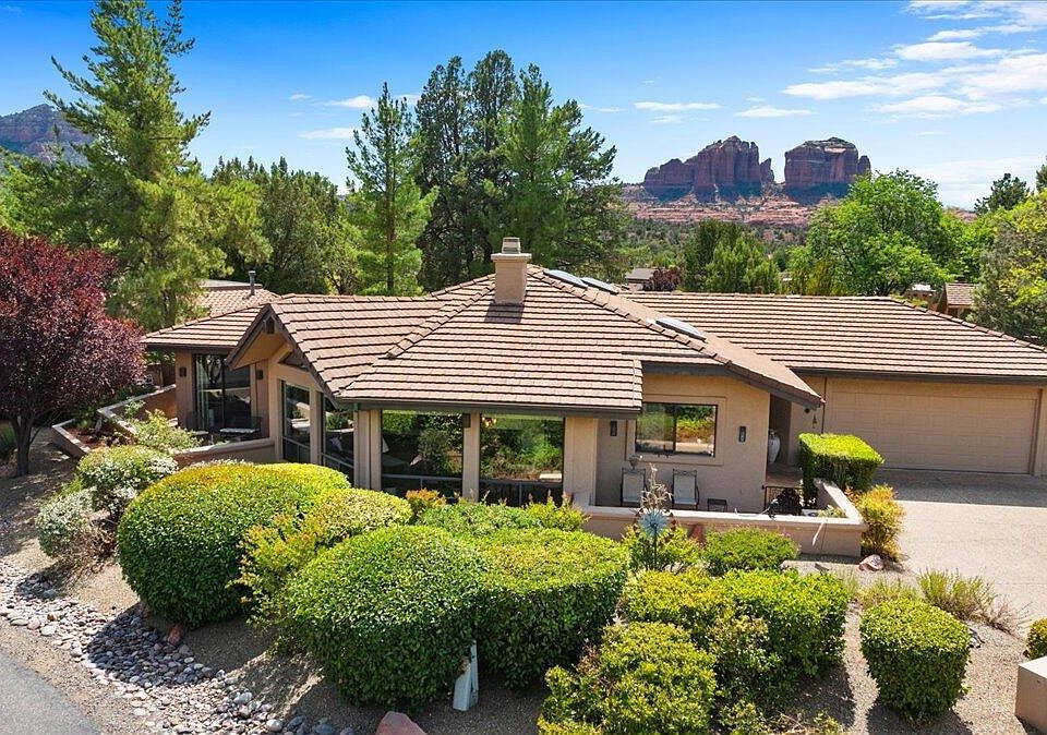 1st image of 245 Badger Drive
