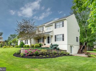 20 E Rhodes Ave, West Chester, PA 19382