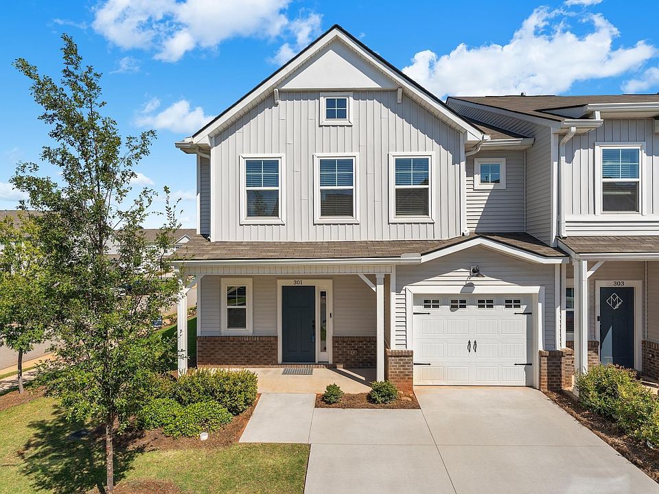1st image of 301 Hollenbeck Pl
