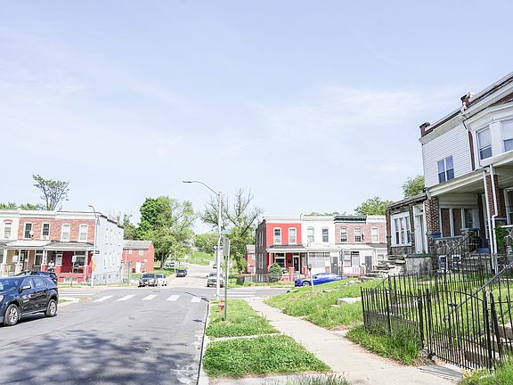 2nd image of 2711 W Mosher St