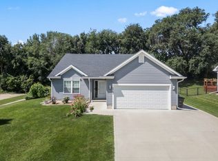 5744 SE 30th St, Des Moines, IA 50320