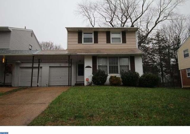1st image of 707 W Birchtree Ln