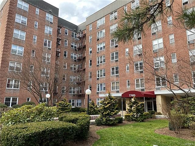 1st image of 2 Sadore Ln APT 5C