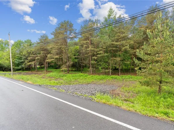 4199 Apulia Rd #1, Jamesville, NY 13078