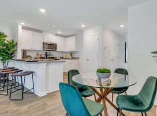 410 Salvia Rd, Bloomingdale, GA 31302