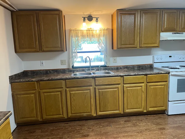 570 Eldorado Rd — Photo 8