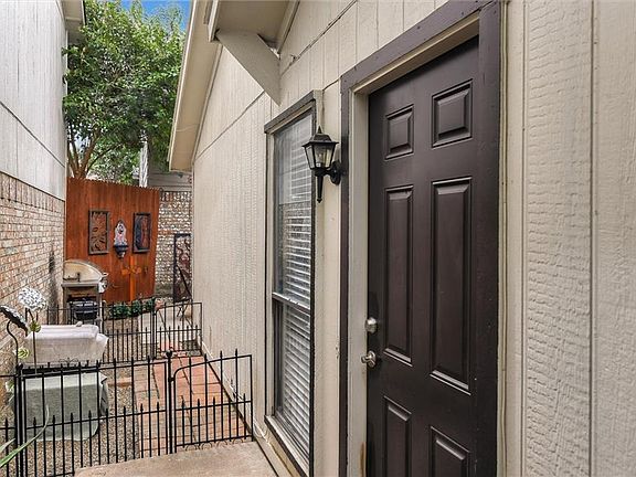 5th image of 2922 Nova Dr