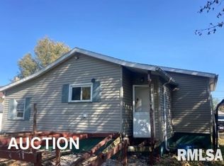 1015 Wilbur St, Kewanee, IL 61443