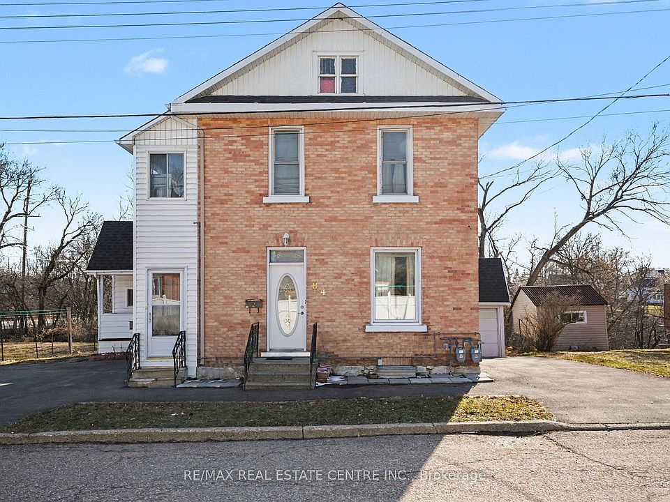1st image of 84 Bank St N