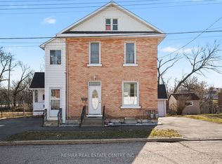 84 Bank St N, Renfrew, ON K7V2E2