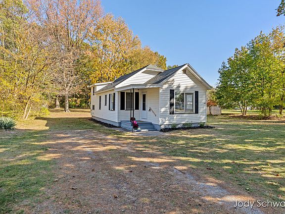 2nd image of 1134 S Sheridan Dr