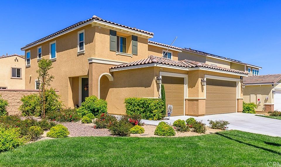 1st image of 36488 Geranium Dr