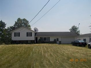 1742 Doyle Rd, Jefferson, OH 44047