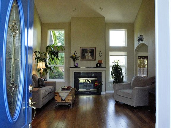 4th image of 170 Calle Del Sol St