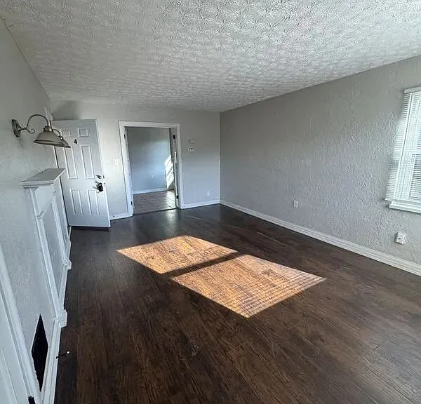 321 W Norman Ave #2 — Photo 2