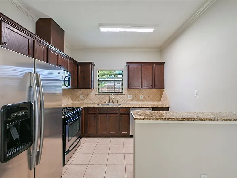 4223 Candace Ct — Photo 6