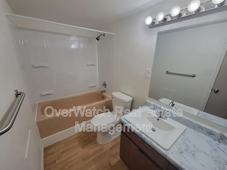3405 Oregon Dr #D — Photo 6