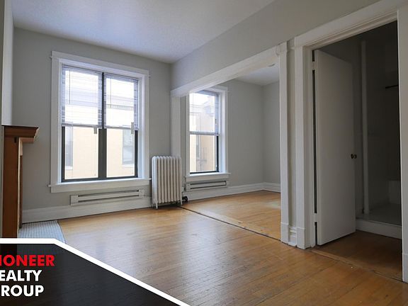 2nd image of 438 W Belden Ave APT 16