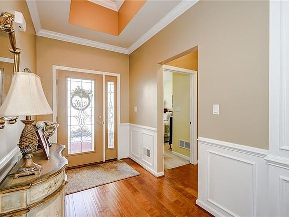2nd image of 284 Patriot Ln