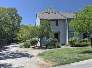 312 Harvest Ln, Santa Rosa, CA 95401