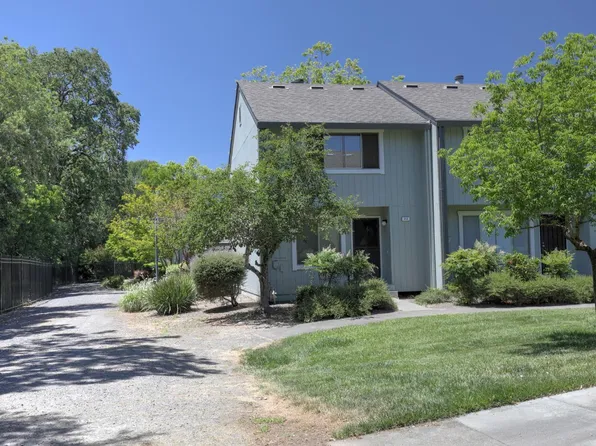 312 Harvest Ln, Santa Rosa, CA 95401