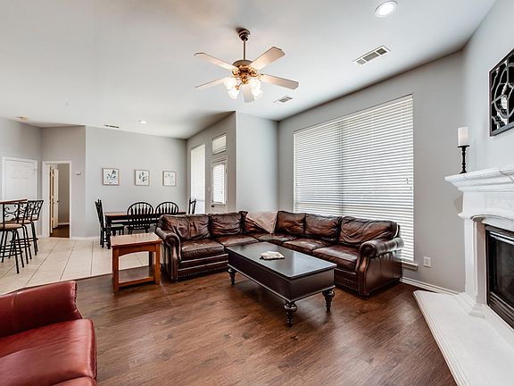 5th image of 4304 Finch Dr
