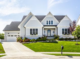 987 Oak Terrace Rd, Westfield, IN 46074