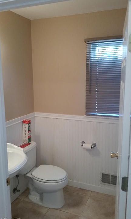 2nd image of 173 Bethel Ave