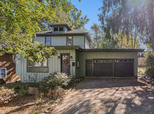 1219 W Maple St, Kalamazoo, MI 49008