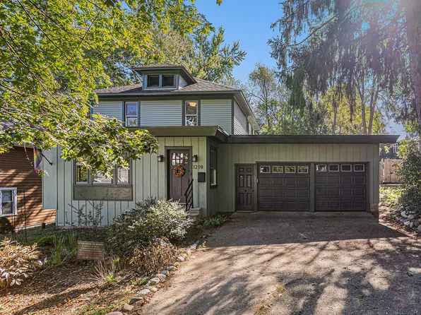 1219 W Maple St, Kalamazoo, MI 49008