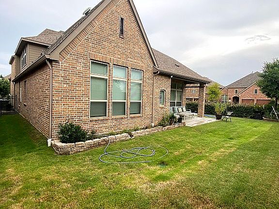 5th image of 7227 Notre Dame Dr