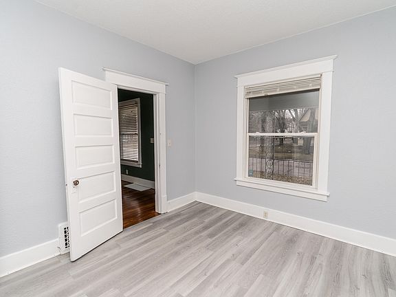 2nd image of 557 Orchard Ave