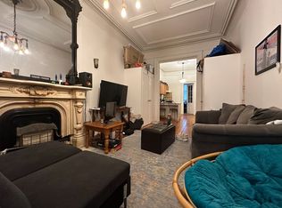 417 W 46th St APT 1, New York, NY 10036