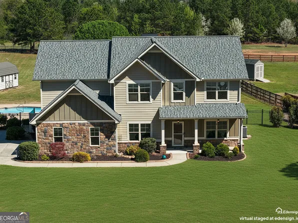 151 Rock House Rdg, Senoia, GA 30276